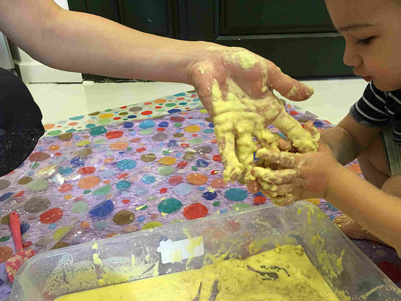 DUYUSAL-OYUN-BEBEK-OYUNU-DERİN-ÜSTÜN-DERİN-ANNE-DERİNANNE-BEBEK-ÇOCUK