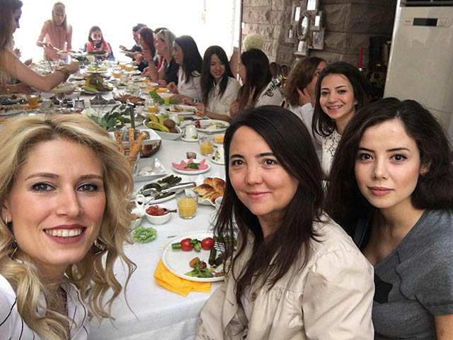 blogger-oyun-anne-derin-2-yaşında-derinanne-derinüstün-derin2yaşında-doğumgünü-derinüstün-derinustun-bebek-işaretdili-bebekişaretdili