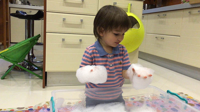 oyun-aktivite-etkinlik-derin-2-yaşında-derinanne-derinüstün-derin2yaşında-doğumgünü-derinüstün-derinustun-bebek-işaretdili-bebekişaretdili